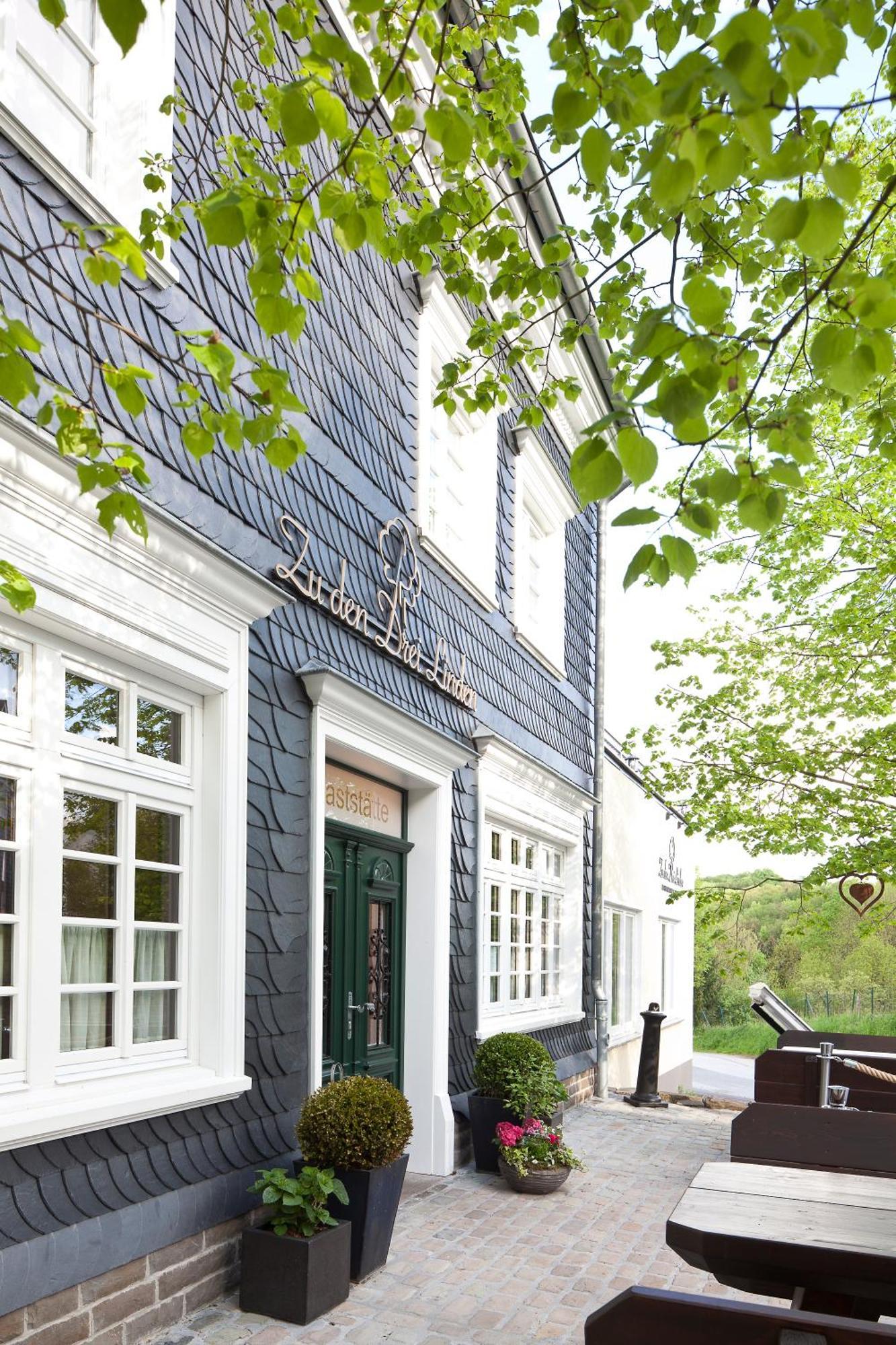 Hotel Zu Den Drei Linden Wermelskirchen Exteriér fotografie