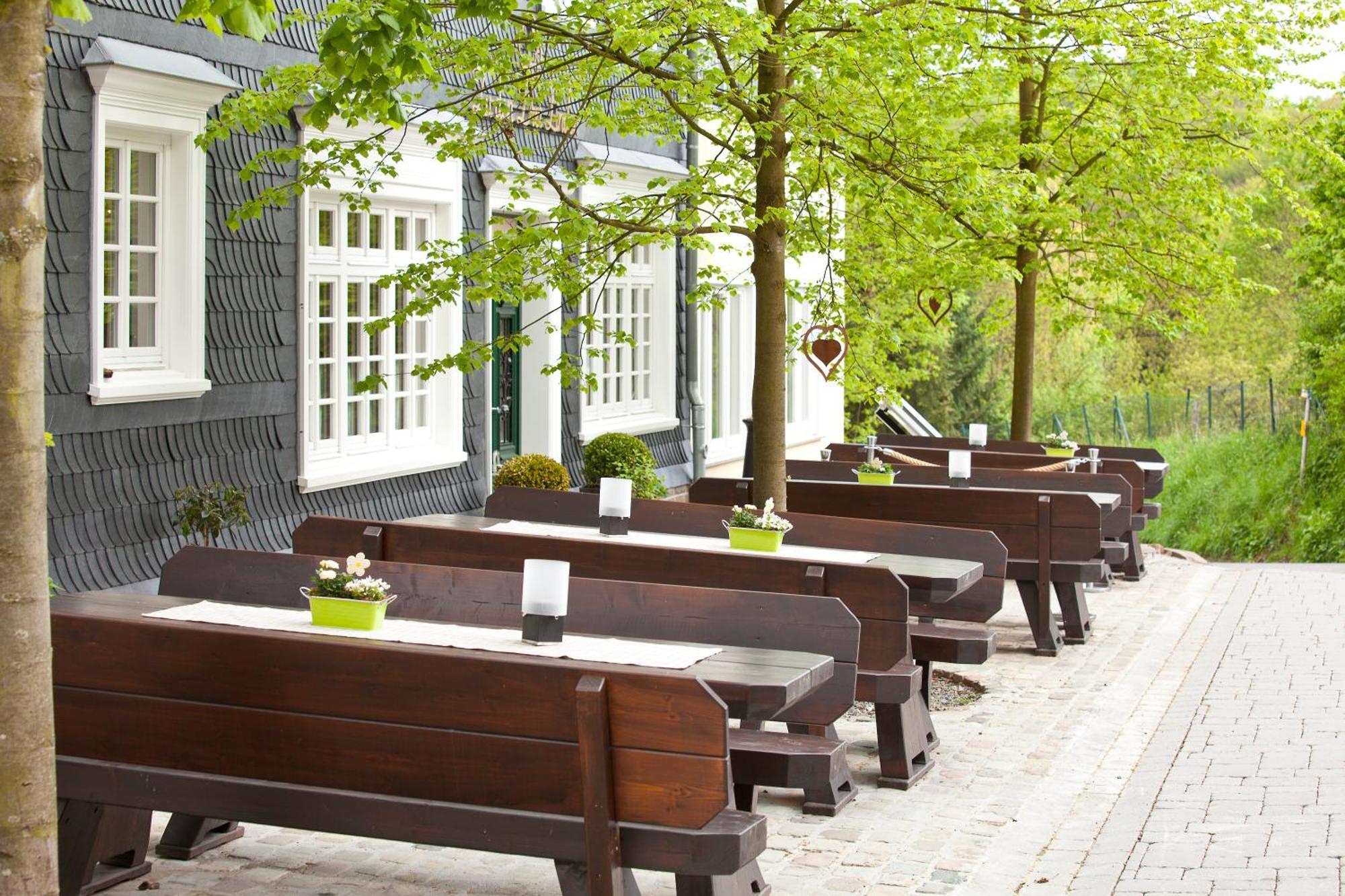 Hotel Zu Den Drei Linden Wermelskirchen Exteriér fotografie