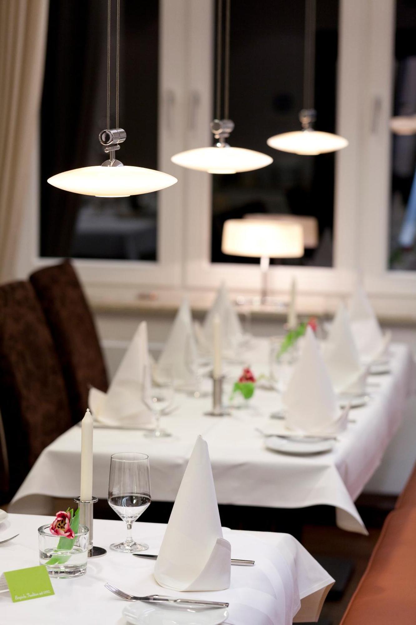 Hotel Zu Den Drei Linden Wermelskirchen Exteriér fotografie